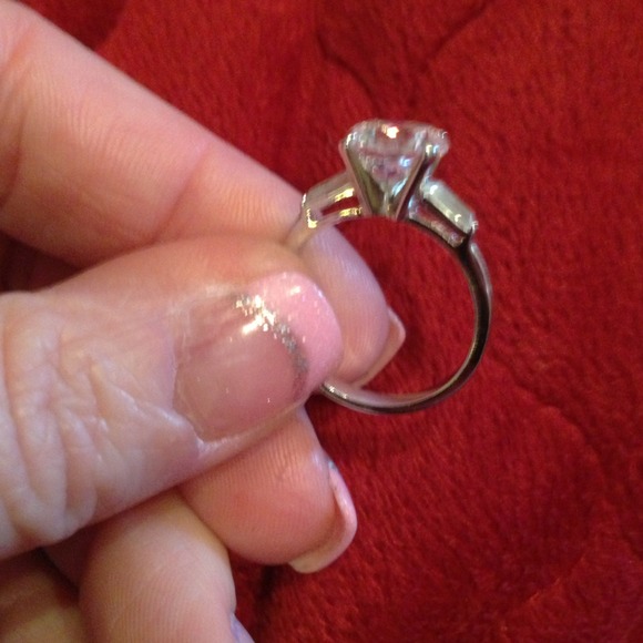 New CZ ring - Picture 4 of 4
