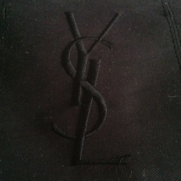 KEEPING-YSL Clutch/Pouch - Picture 2 of 4