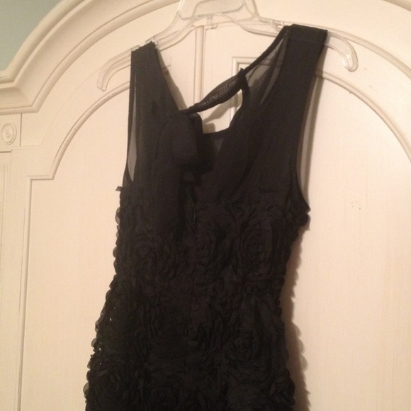 *SOLD* Gorgeous black sheer dress👗 - Picture 3 of 4