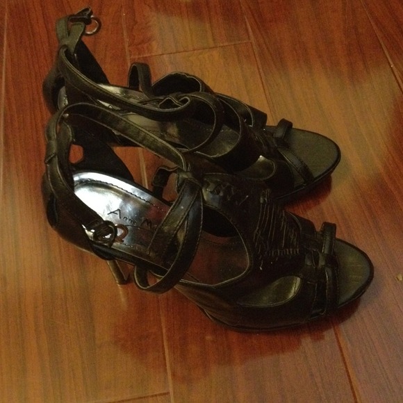 Anne Michelle Black Strappy Heels.
