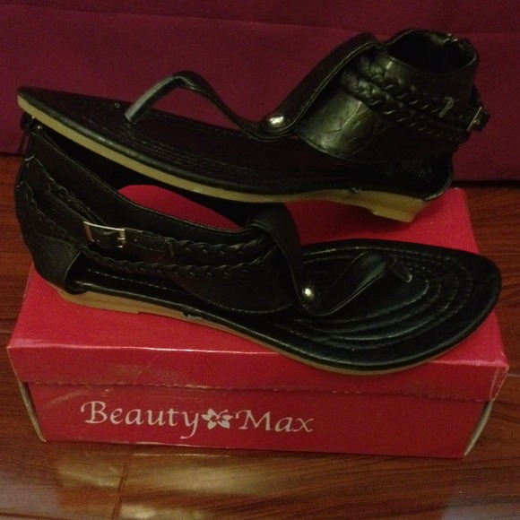 Black Strappy Gladiators.