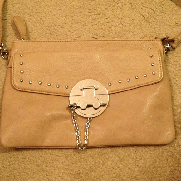 Purse - Picture 2 of 4