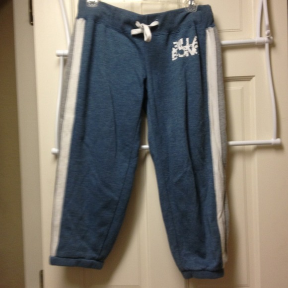 💥Reduced💥Billabong sweat pant capris