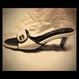 ❗SUPER SALE❗Authentic CHANEL Sandals