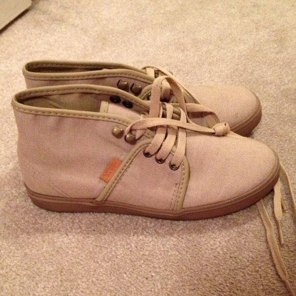 Vans Camryn Shoe, Tan