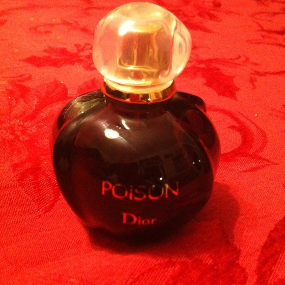 ✨✨PRICE REDUCED✨✨Poison Dior