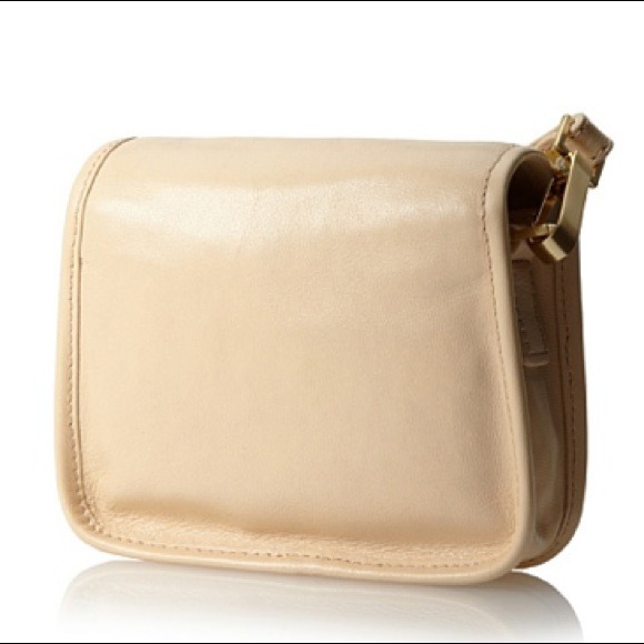 ⭕n hold. Last few days !Treesje Winslet cross body - Picture 2 of 3