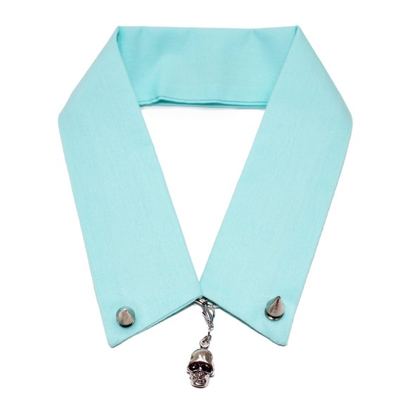 NEW Skull collar necklace w/ removable skull charm