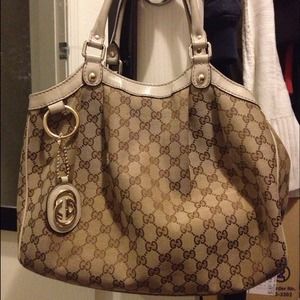 Large Gucci sukey handbag