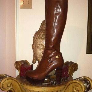 Tall brown Guess boots