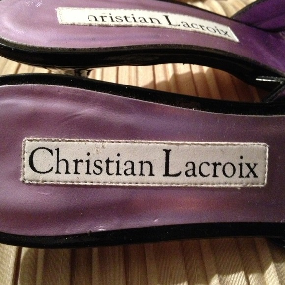 Christian Lacroix Kitten Heels!! - Picture 3 of 4