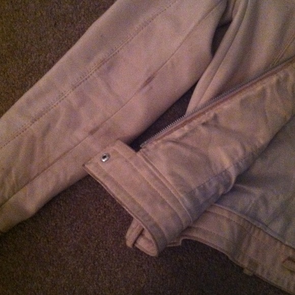 Sold in bundle for @gnbrown nude leather jacket - Picture 2 of 4