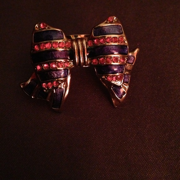 Adorable blue and pink bow ring. - Picture 3 of 3