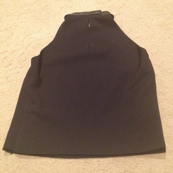 Black top - Picture 3 of 3