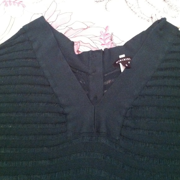 Sweater - Picture 2 of 4