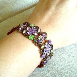 Vintage floral bracelet
