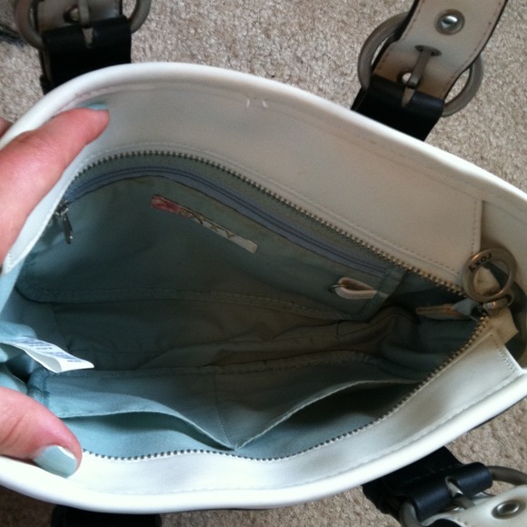 🌊SOLD Roxy purse 🎀👜 - Picture 2 of 3