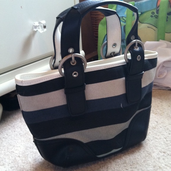 🌊SOLD Roxy purse 🎀👜 - Picture 3 of 3