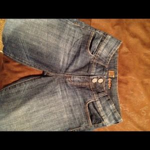 💰KUT Crop Jeans!! Brand New🎀