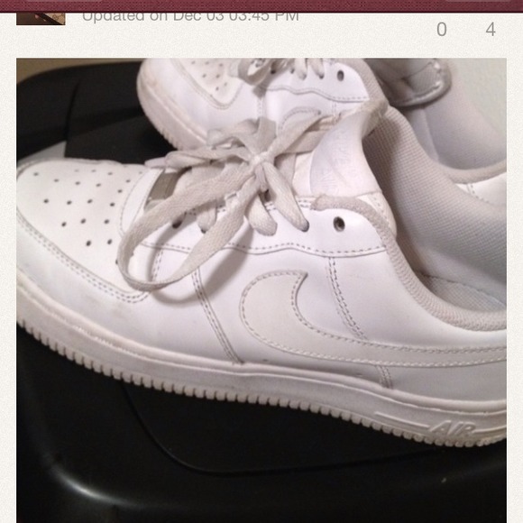 Air force worn a few times. - Picture 3 of 4