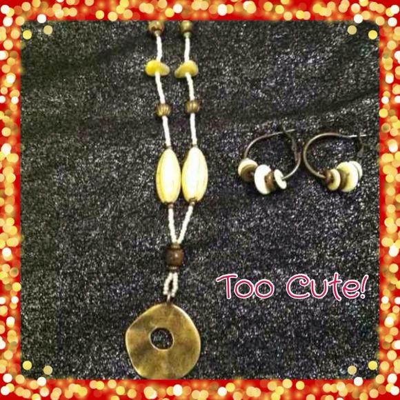 Jewelry - Necklace & Earrings