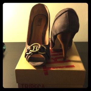 Kenneth Cole Tribeca size 10 heels