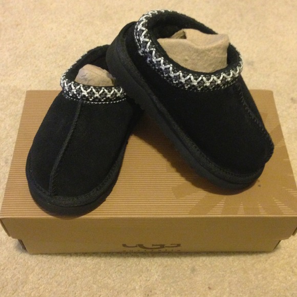 UGG Toddler Tasman size 8 brand new in the box