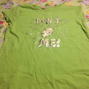 🎉SOLD🎉 Green "don't bug me" tee