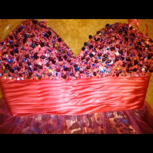 Prom/Pageant dress - Picture 2 of 2