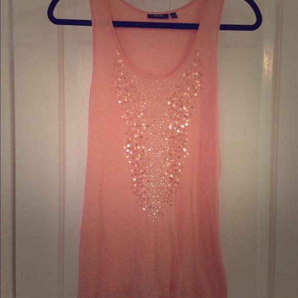 Traded****Peach sequin tank