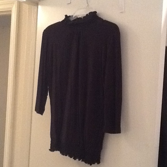 Black shirt