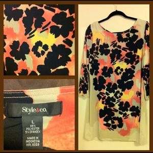 NWOT Floral Shirt. Size Large.