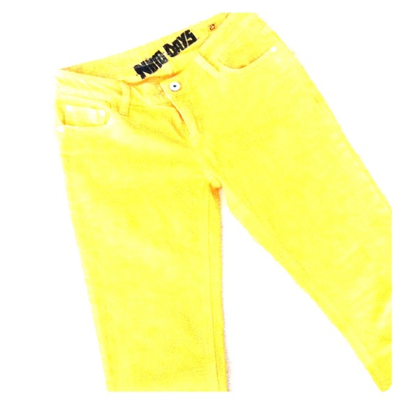 Nine Days Denim - Picture 1 of 3