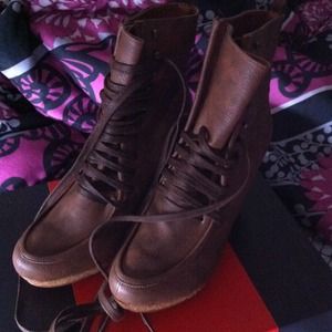Brand new brown ankle boots