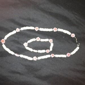 Necklace & bracelet set