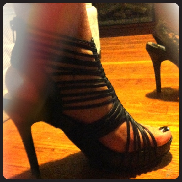 💫Charlotte Russe spaghetti strap platform heels💃