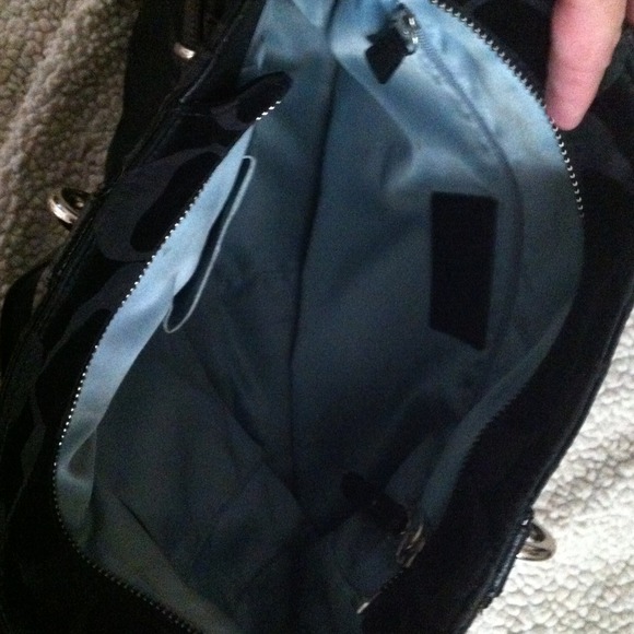 AUTHENTIC Coach purse NEW but no tags! - Picture 3 of 4