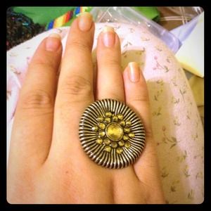 Cocktail ring