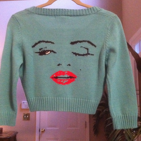 Betsey Johnson 'Marylin' Cropped Cardigan