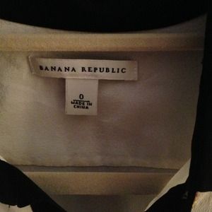 Banana Republic Tops - Banana Republic Contrast Trim Blouse Banana Republic Tops - Banana Republic Contrast Trim Blouse