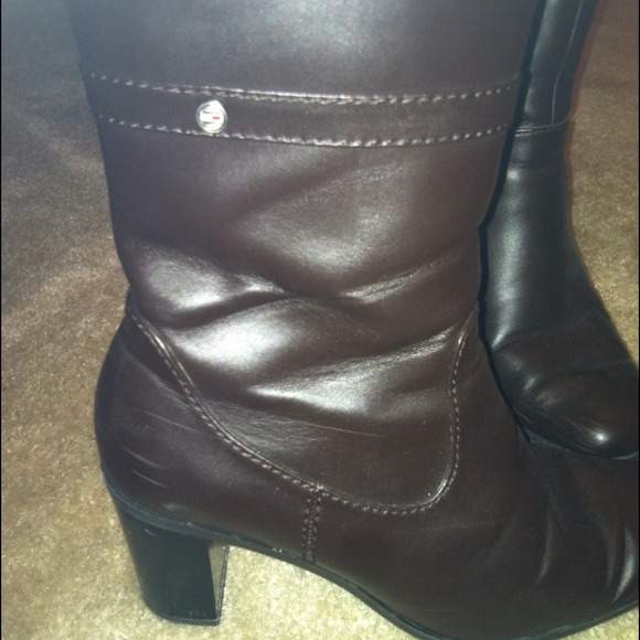 Brown boots