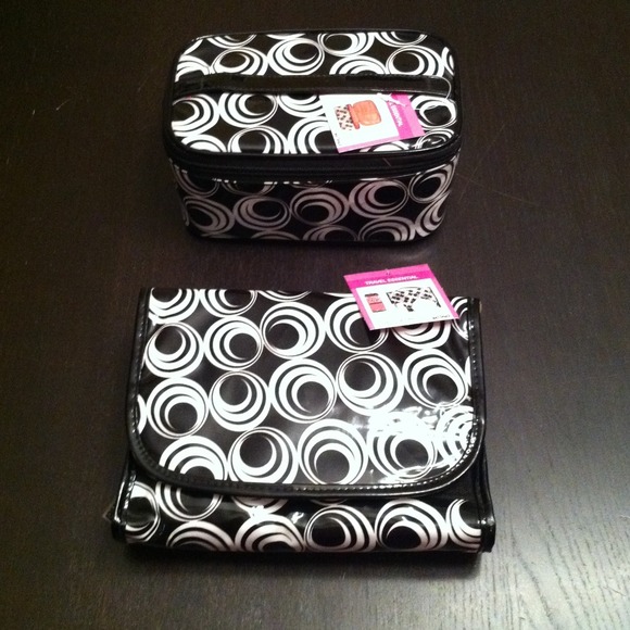 *REDUCED*  Train Case & Hanging Valet Travel Set