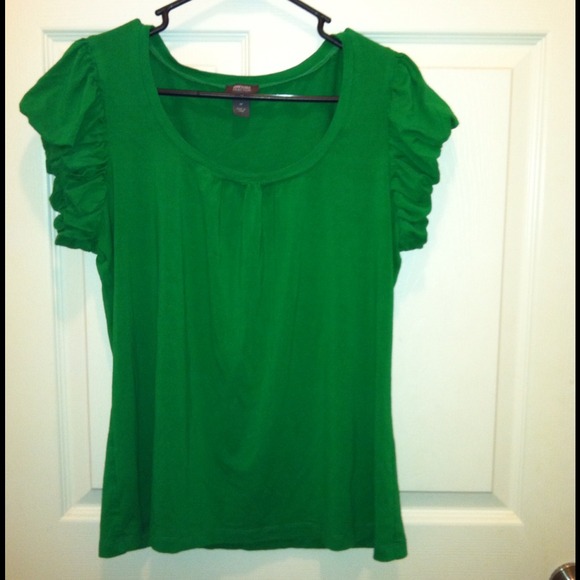 Kenneth Cole Tops - Kenneth Cole Ruffle Sleeve Blouse