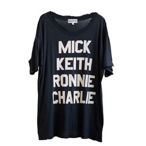 Want to buy this Wildfox tee!