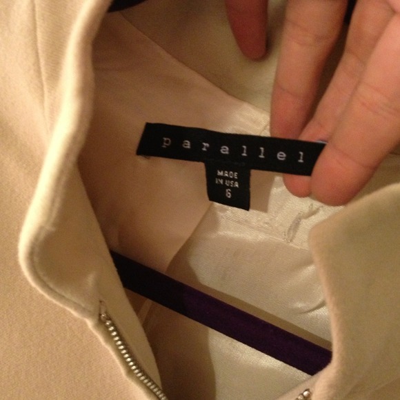 Reduced!⬇Elie Tahari "Parallel" - Picture 4 of 4