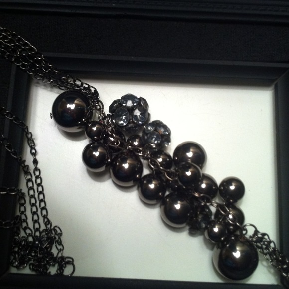 Black & silver tone bobble bead necklace