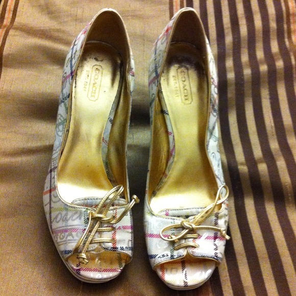 coach high heel shoes 53 coach shoes reduced authentic coach high heel coach high heel shoes 53 coach shoes reduced authentic coach high heel