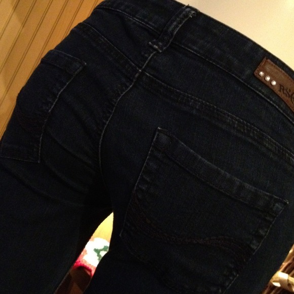 RSQ extreme skinny jeans & black top