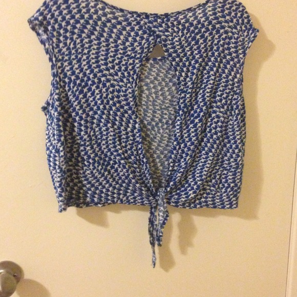 Shirt - Picture 2 of 3