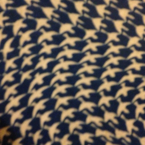 Shirt - Picture 3 of 3